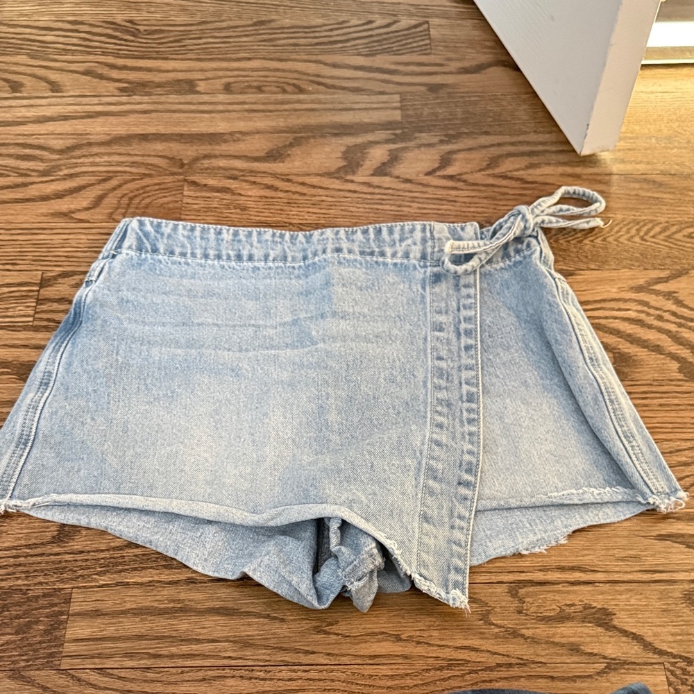 Princess Polly skort